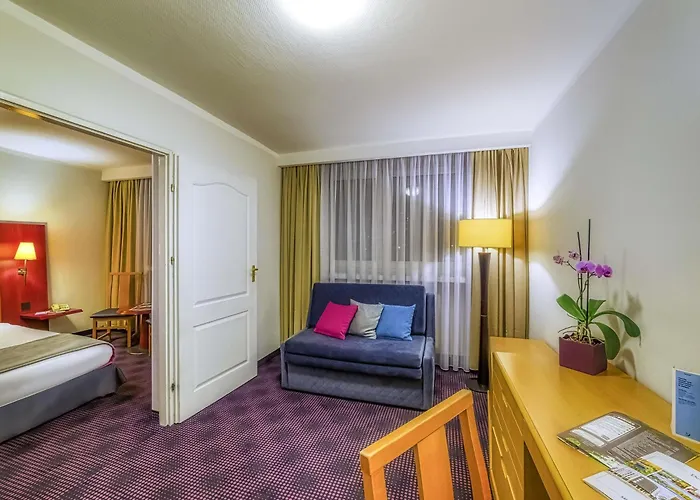 Ibis Styles Biala فندق