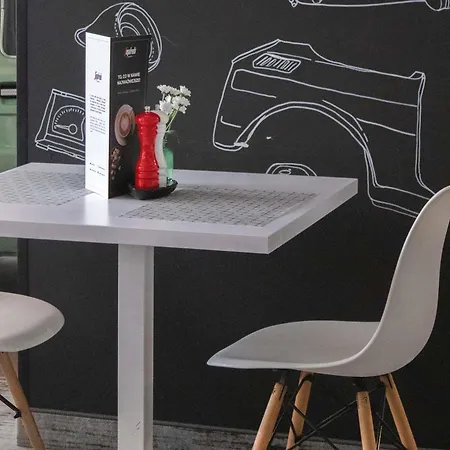Отель Ibis Styles Biala